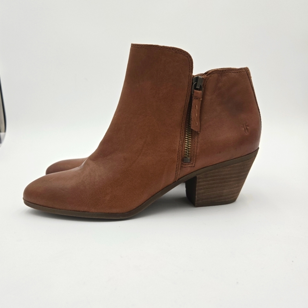 Frye Judith Double Zip Brown Leather Booties Size 9